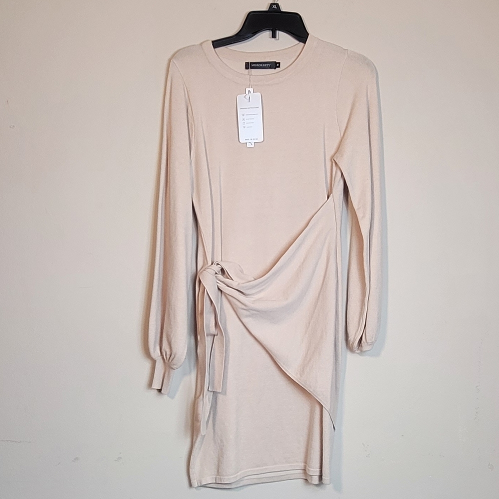 Long sleeve beige dress